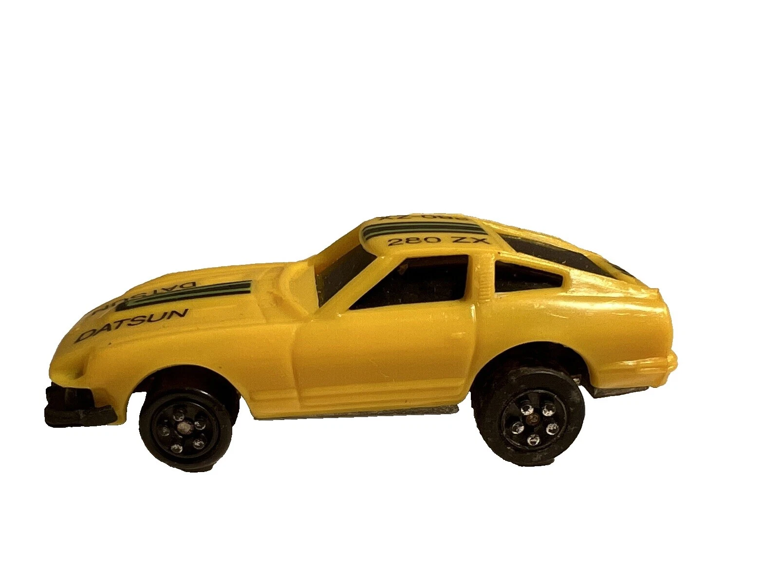 1:6 Datsun Diecast Cars, Trucks & Vans