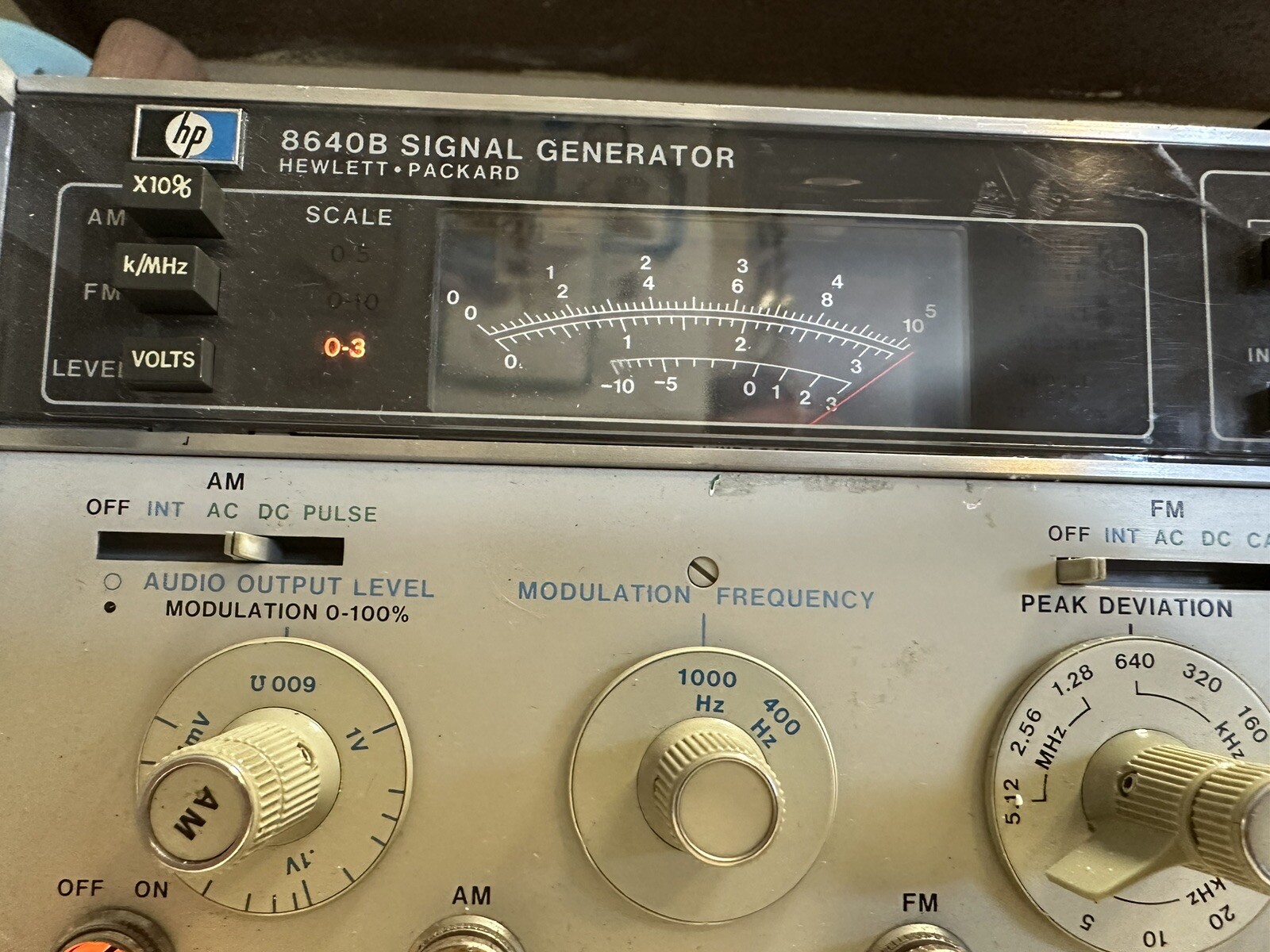 HP 8640B SIGNAL GENERATOR HEWLETT PACKARD COUNTER DISPLAY eBay