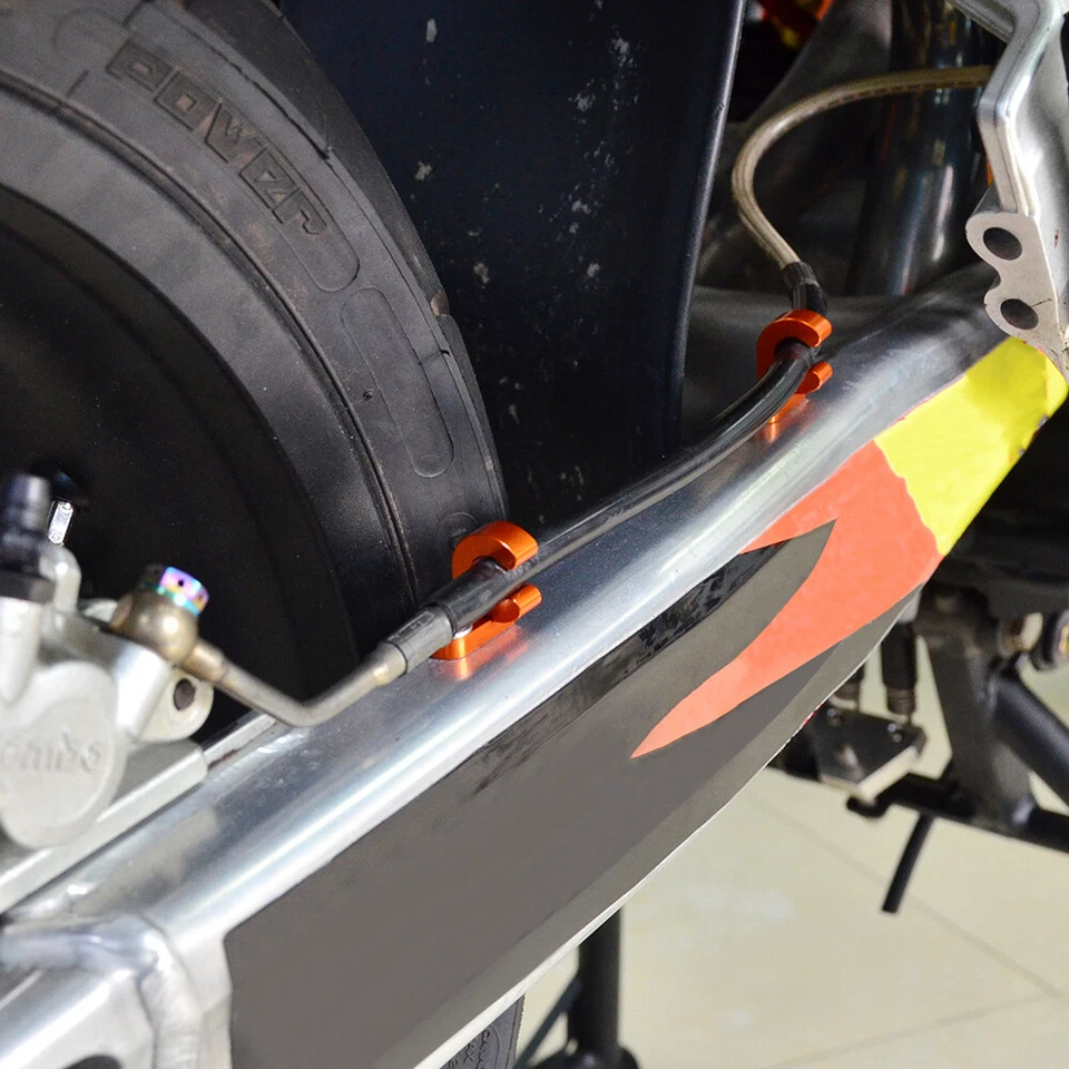 Abrazadera de manguera de línea de freno trasero para KTM 50 65 85 105 SX 2006-2011 250 SX 1996-2007 Foto 3 de 4