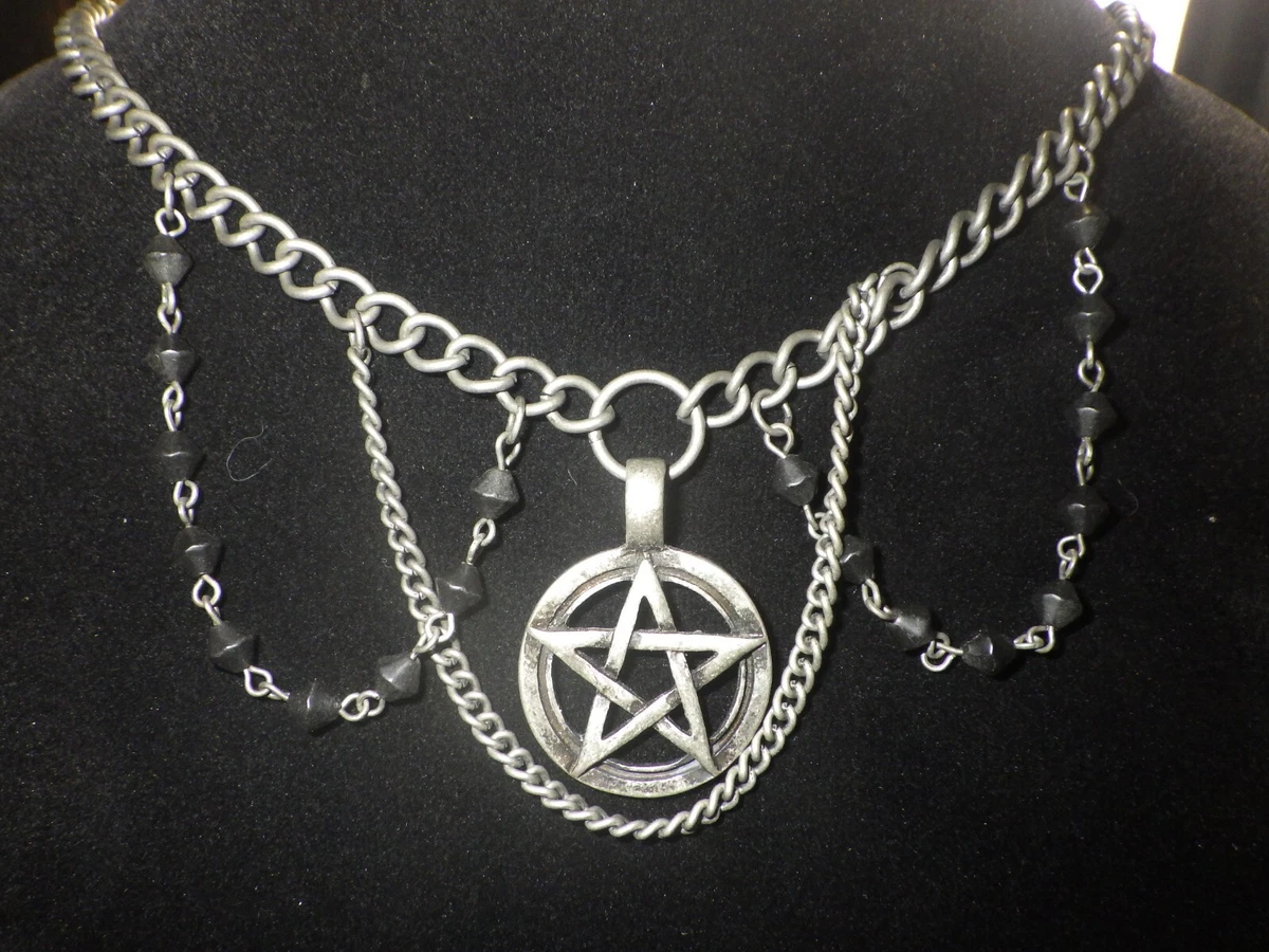 Pentagram necklace 2024 hot topic