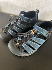 KEEN Newport H2 Outdoor Hiking Trail Sandal Boys Size 2 Blue Waterproof