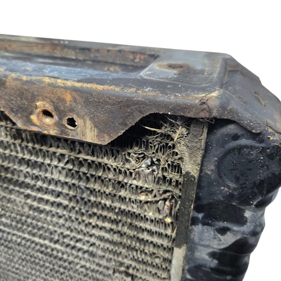 Radiator John Deere 375 3375 Skidsteers F915 F925 F932 F935 Front Mower diesel - Image 2 of 4