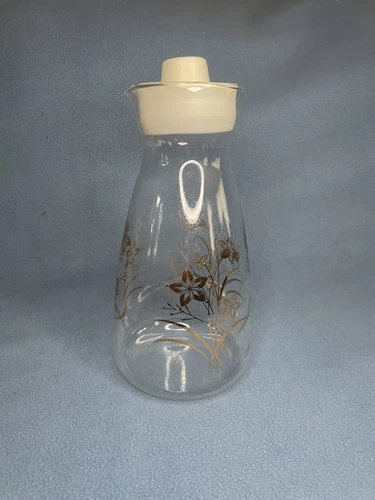 Vintage PYREX Glass 48oz Juice Carafe Gold Floral Atomic With Plastic Lid, USA