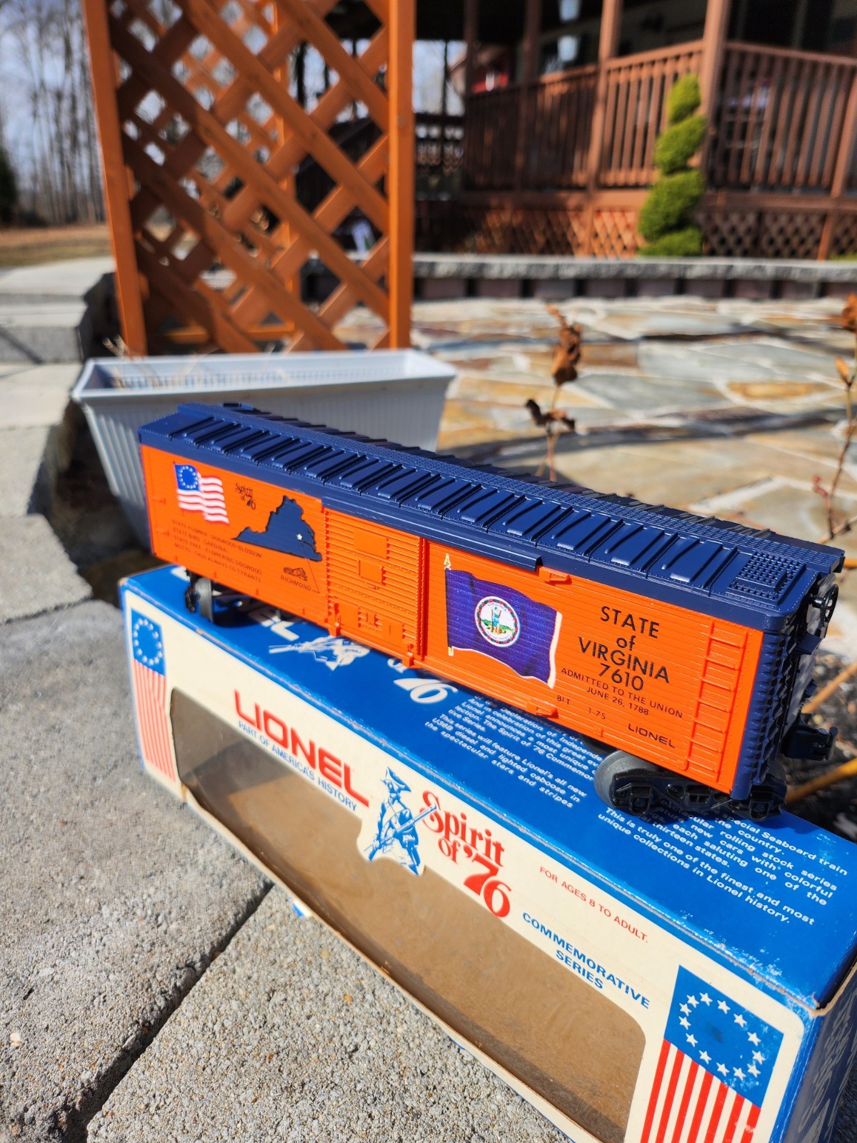 Click here to see eBay Auction