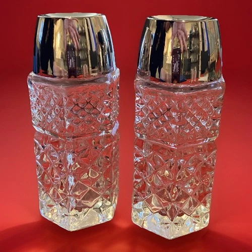 VTG Anchor Hocking Wexford Salt & Pepper Shakers 4.25" Glass Chrome Tops Hexagon
