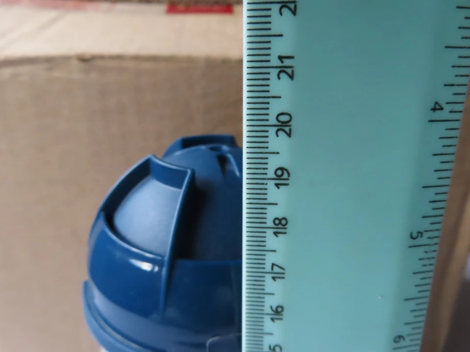 LEGO  Bionicle Toa Nokama  8602 by Lego in 2004 - Image 2 of 4