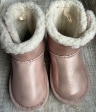 GAP Baby Girls Boots Size 6 Metallic Pink Faux Shearling Winter