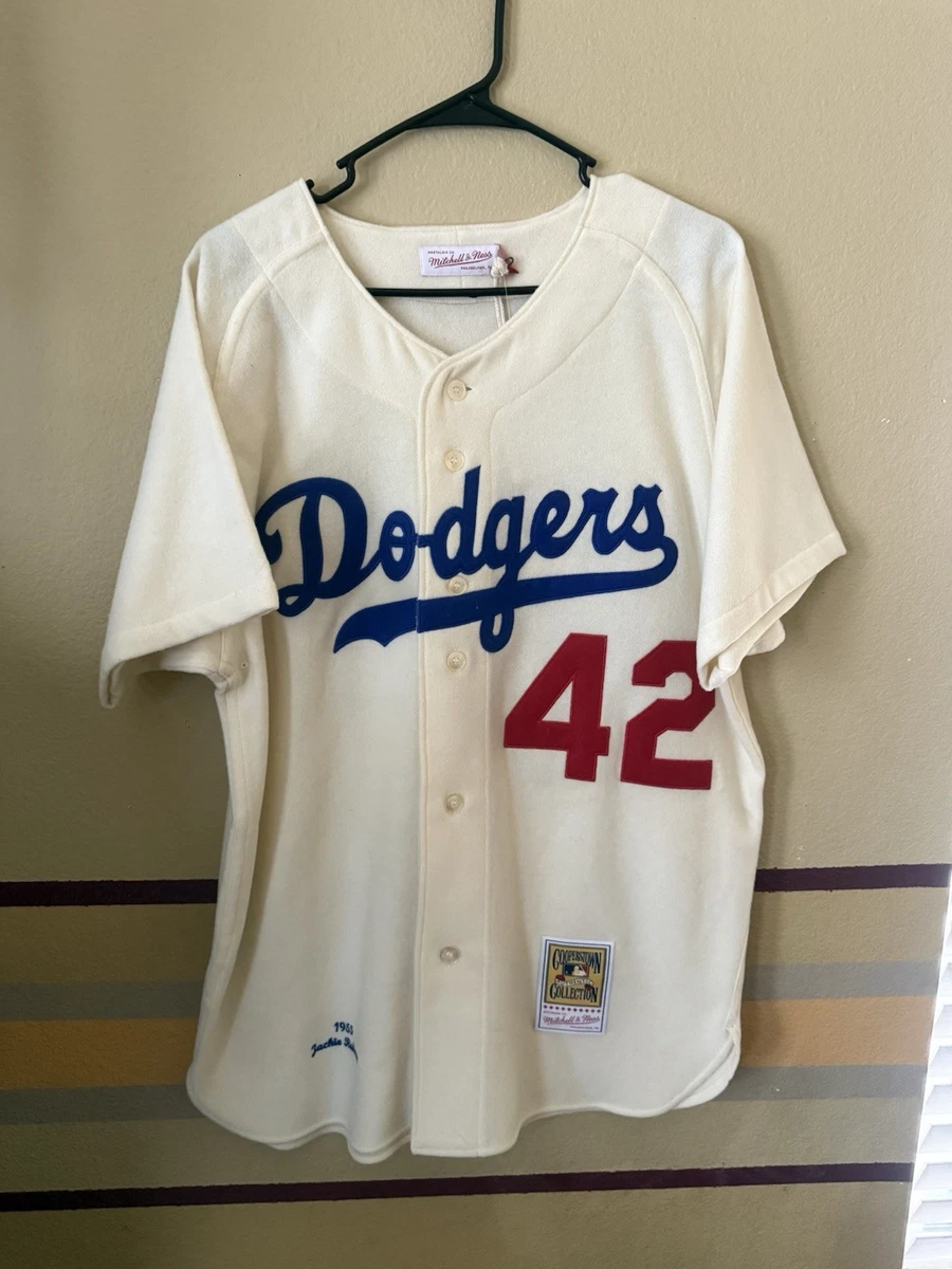 Mitchell & Ness Jackie Robinson Brooklyn Dodgers MLB Fan Apparel
