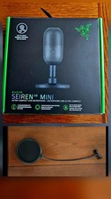 Razer Seiren V3 Mini Ultra Compact USB Microphone 6" Microphone Pop Screen