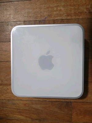 Apple Mac mini (500GB HDD, Intel Core i5, 1.40GHz, 4GB) Mini PC Desktop White 