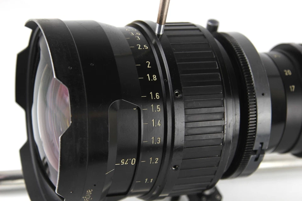 Lente Angenieux 17-102 mm T2.9 montura PL lente zoom Foto 4 de 4