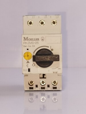 Moeller PKZMO-25 Motor Starter/Circuit Breaker 690VAC 250VDC 25Amp 3-Pole