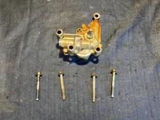 Bomba de aceite y pernos Nissan Versa HR16DE 12-18 1,6 L