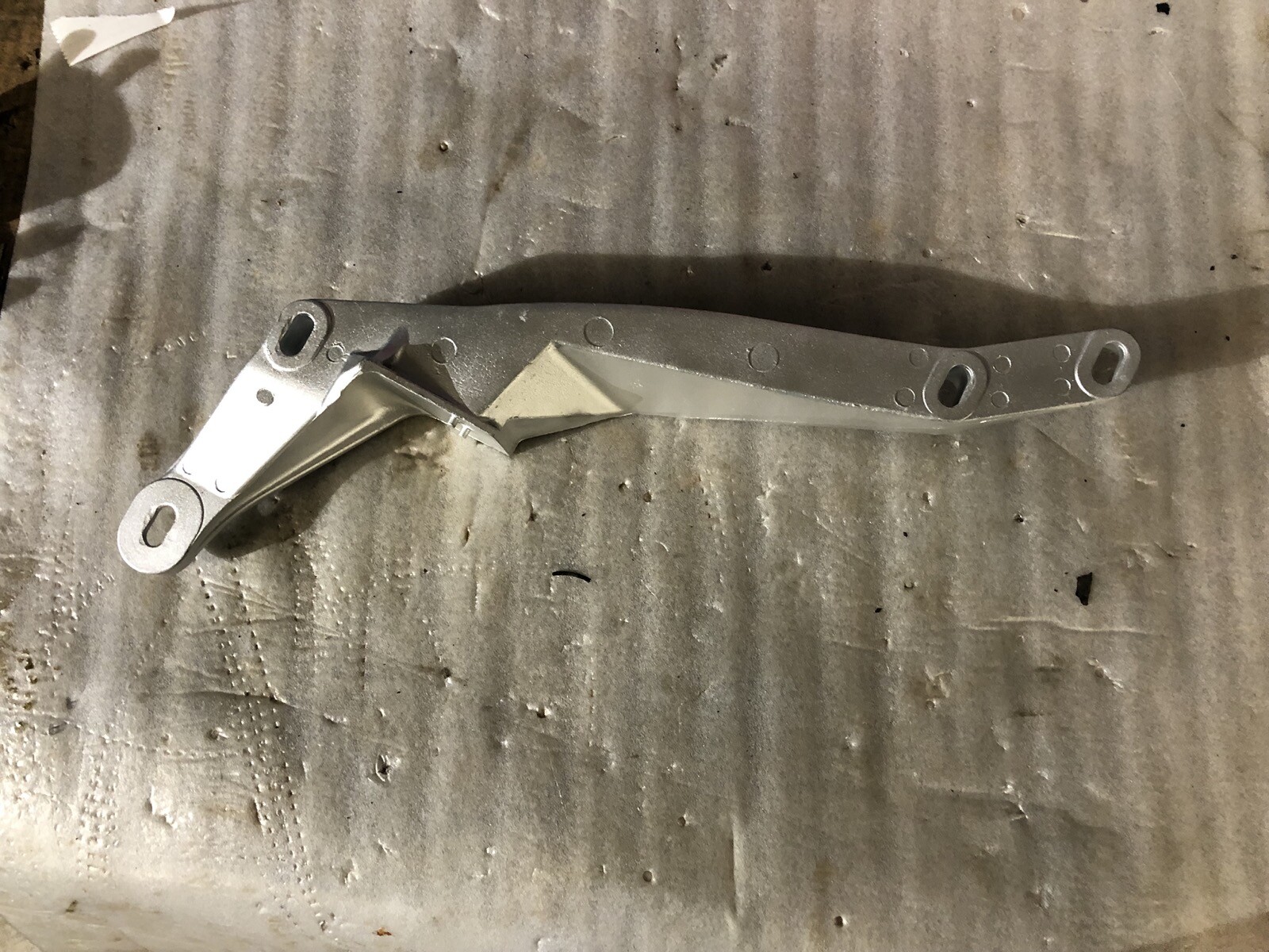 BMW E30 325IX TRANSFER CASE CROSS MEMBER 23711130315 R17S2B2B3 eBay