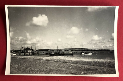 Künstler Foto AK von Erich Fritzsch HIDDENSEE Inselansichten Hafen ( 73626