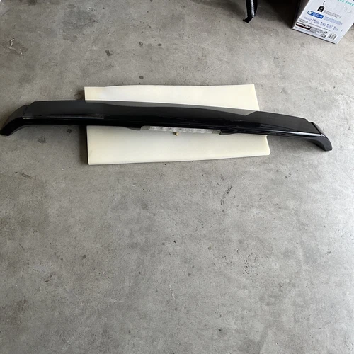 2006 - 2012 TOYOTA RAV4 UPPER REAR SPOILER THIRD BRAKE LIGHT OEM 76085-42040 