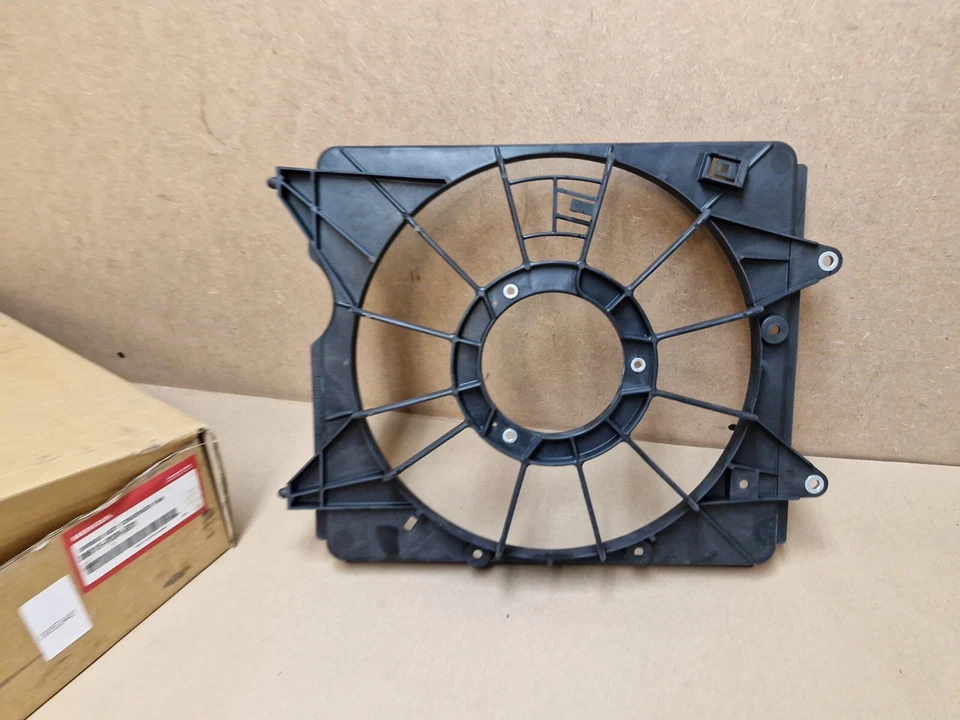 Honda Civic Mk8 2005-2012 Condenser Fan Shroud 38615-RSR-E01 Genuine NEW OEM - Image 3 of 4