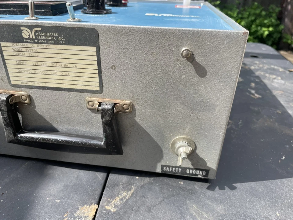Associated Research 5205A 115VAC 50/60Hz 2mA 0 - 15000 VDC DC Portable Hypot - Image 3 of 4