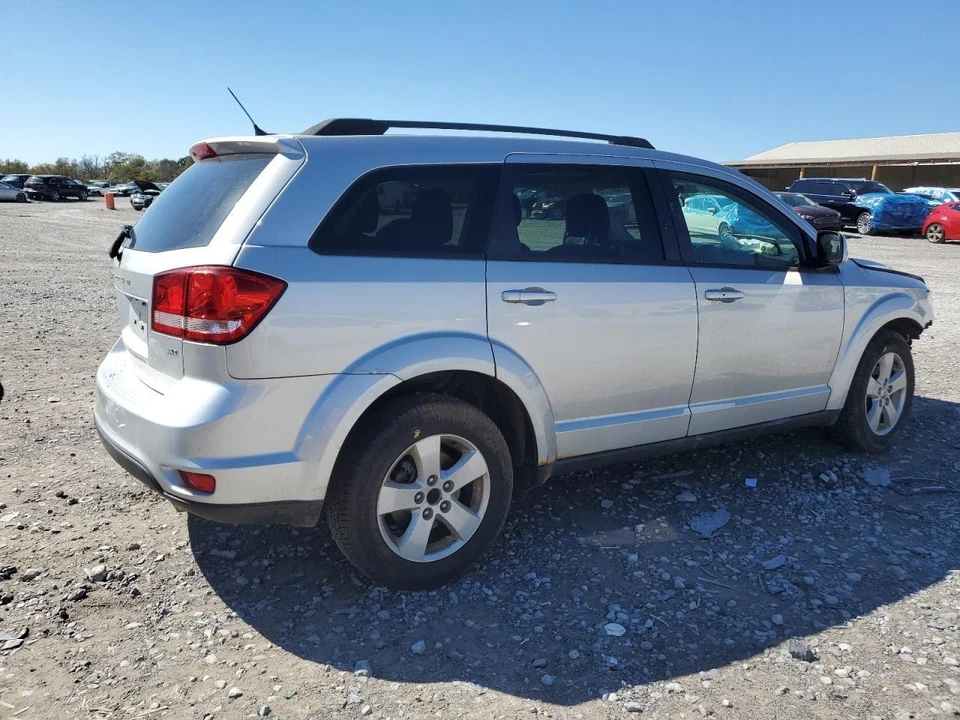 Used Hood fits: 2012 Dodge Journey  Grade A Foto 3 de 4