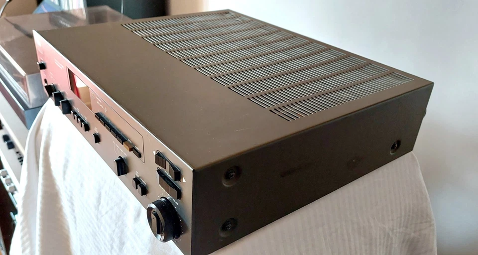 Sintoamplicatore NAD 7240 PE - Immagine 3 di 4