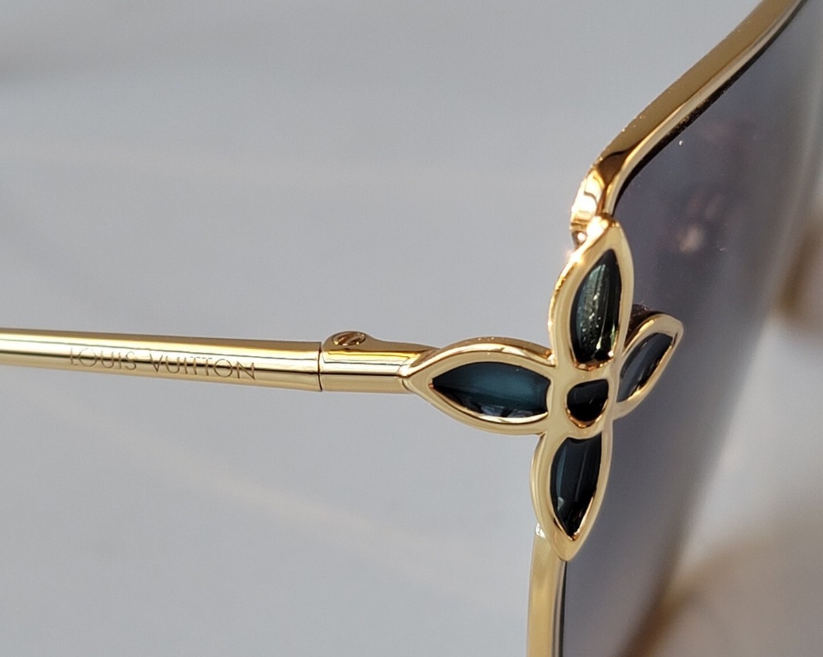 LOUIS VUITTON Sunglasses LV Petal Z1627U Cat Eye Monogram LOUIS VUITTON Sunglasses LV Petal Z1627U Cat Eye Monogram