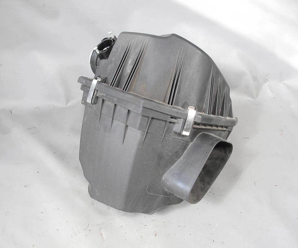 Caja de admisión de carcasa de filtro de aire BMW E85 E86 Z4 3.0i 3.0si N52 2006-2008 usado OEM Foto 2 de 4