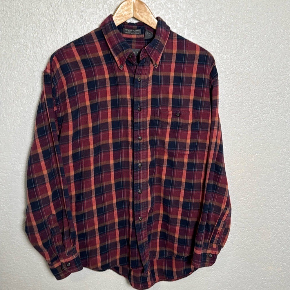 Van Heusen Men's Large Flannel 100% Premium Cotton Plaid Button Down