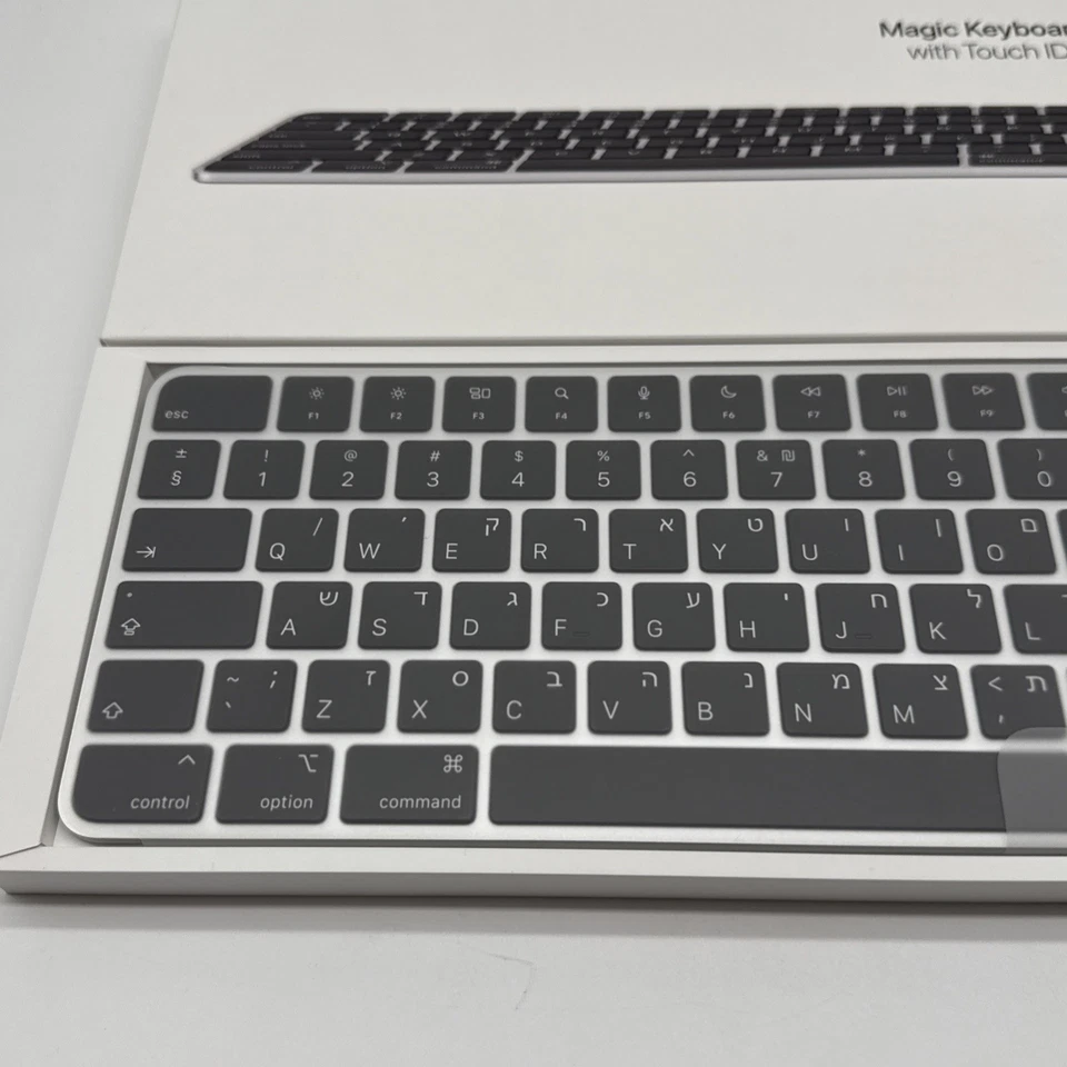 GENUINE APPLE MAGIC KEYBOARD WITH NUMERIC KEYPAD TOUCH ID BLACK WIRELESS HEBREW - Image 4 of 4