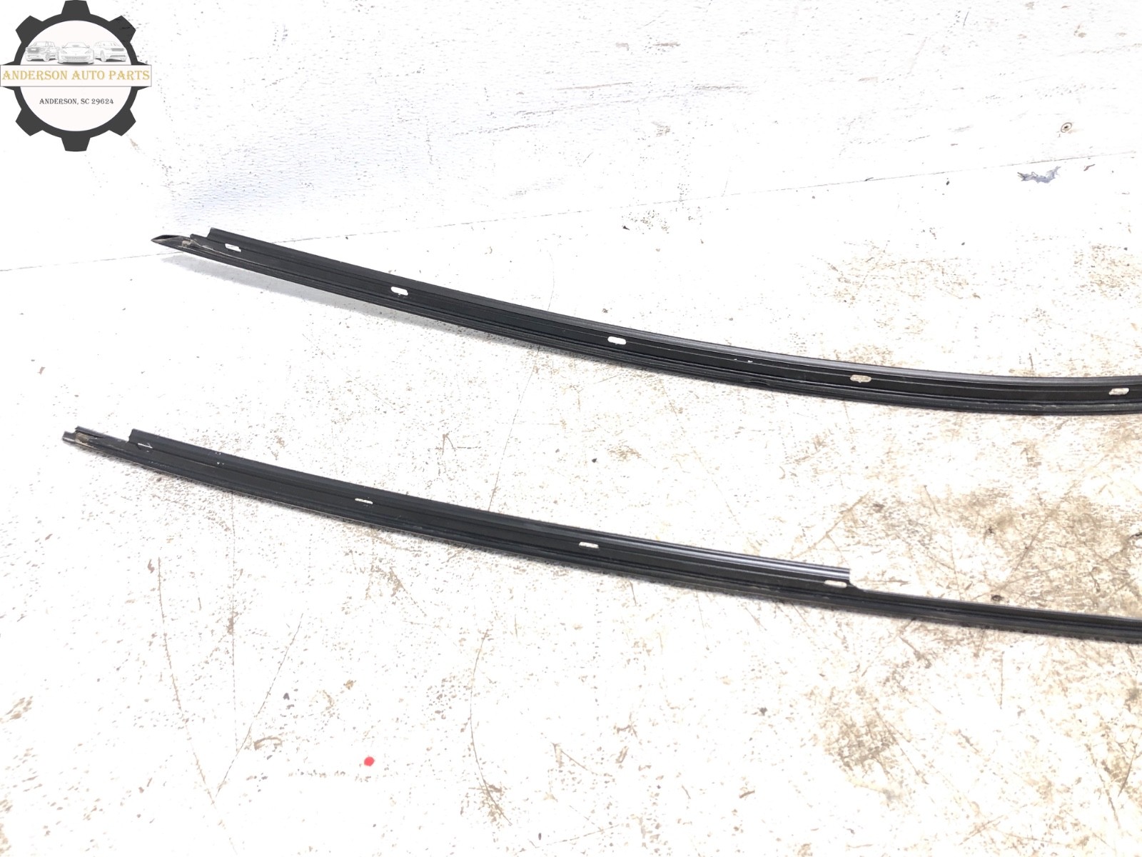 2017-2024 MASERATI LEVANTE SIDE UPPER DOOR ROOF DRIP MOLDING SET OEM