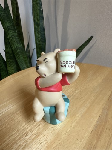 Pooh and Friends Special Delivery Figurine/ Newborn is for a Happy Start - Picture 2 of 8