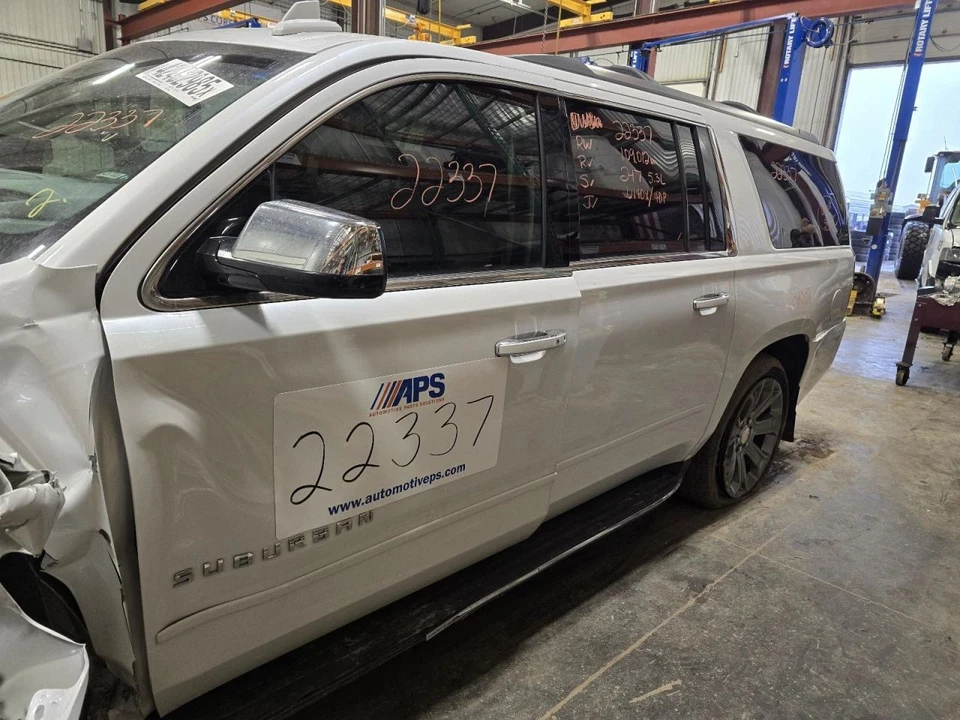 Motor calefactor Chevrolet Suburban 1500 15-20 E878933 Foto 2 de 4