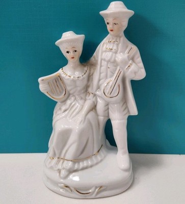 Porcelain Figurines Of The Musical Couple French Court Elegant Victorian Vtg