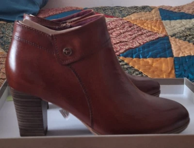 Bottines en cuir Marron - Pointure 37 - Tamaris - Photo 1/4