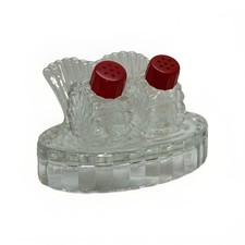 Vintage Depression Glass Art Deco Ribbed Salt  Pepper Shakers