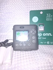 Vivitar VS27G 3.1MP Digital Camera New W SD Card. All Accessories. New