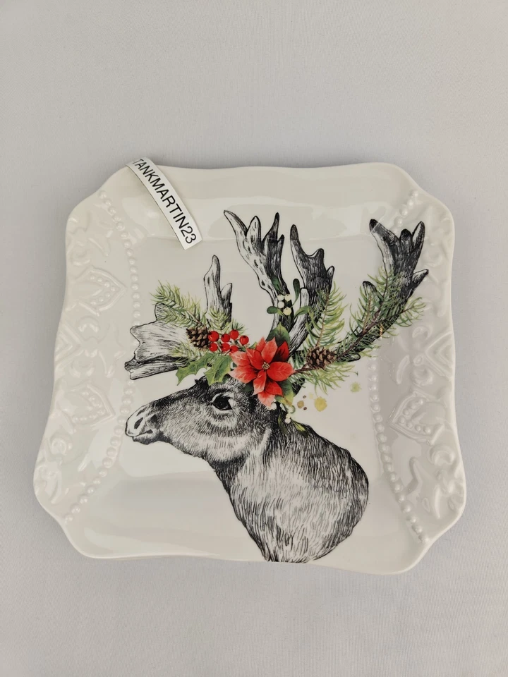 Set of 4 Furry Christmas Reindeer Caribou Elk Poinsettia Salad Dessert Plates - Image 4 of 4