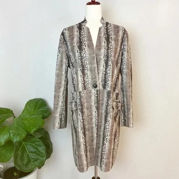 Abrigo Blazer Largo BLANKNYC Mujer Talla S Anthro Renegade Estampado Serpiente Imitación Gamuza