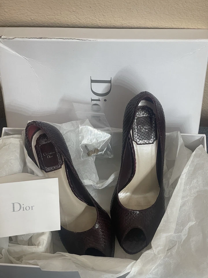 Christian Dior Python Leather Peep Toe Pumps Heels Burgundy Wine size 351/2 (5.5 - Image 2 of 4