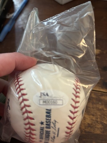 Ivan Rodriguez Signed Baseball JSA AUTHENTIC - Picture 6 of 8