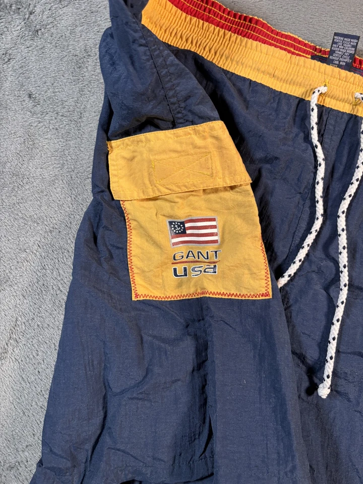 Bermuda de bolso vintage Gant masculina grande bandeira americana anos 90 - Imagem 3 de 4