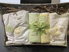 Baby Sheep gift basket with 3 Items.