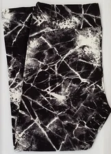 TC LuLaRoe Tall & Curvy Leggings Cute Marbled Tie Dye on Black NWT S02