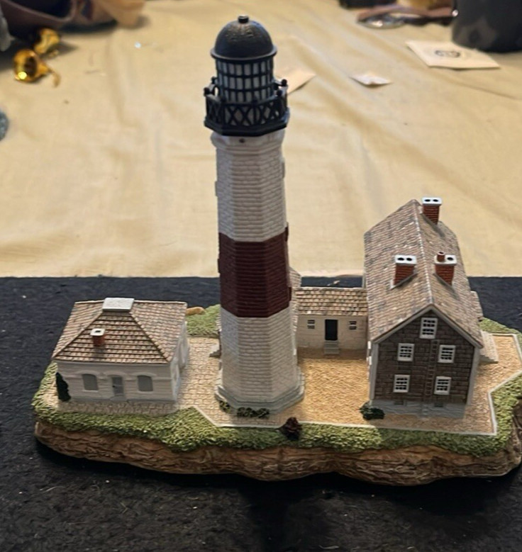Harbour Lights Great Lighthouses Of The World Montauk 405. NO Box/COA