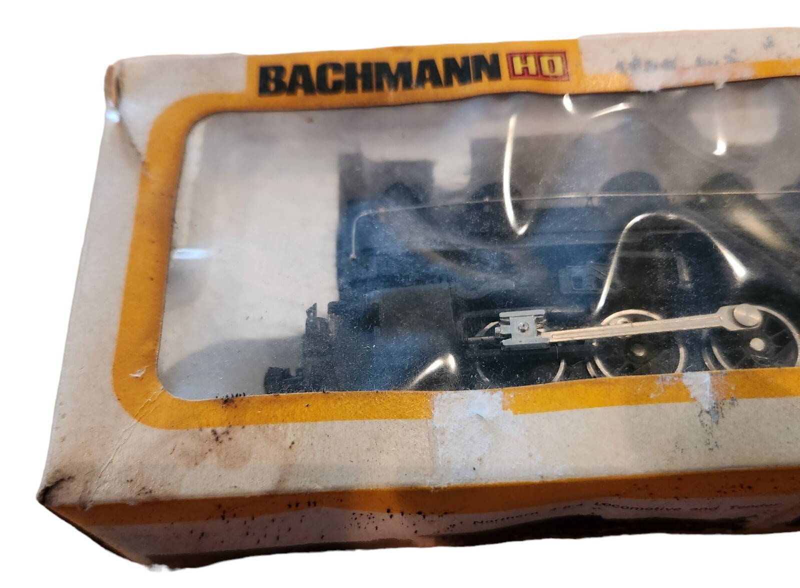 Vintage Bachman HO Electric Train, smokes and lighted. Smoke oil