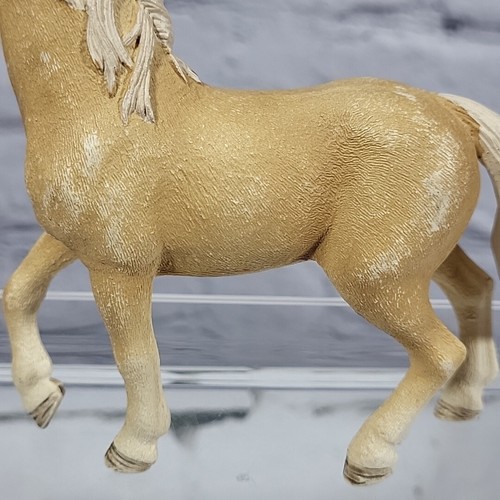 Schleich Horse Andalusian Stallion Palomino Figure #42431 - Picture 5 of 8