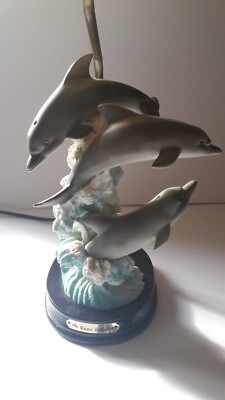 The Crosa Collection schöne Keramik Delfin Lampe