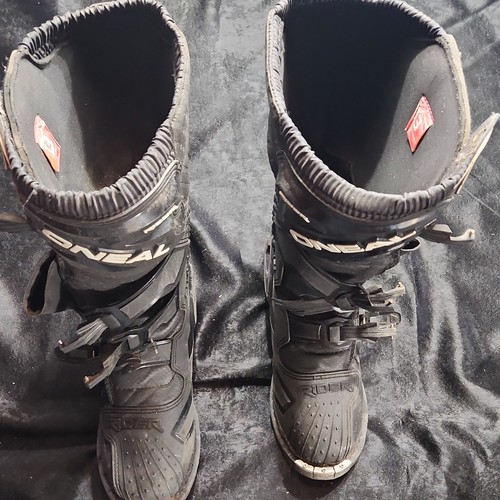 Like NEW ONeil Onemalx These boots are awesome for dirt bike riding. Size 13