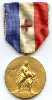 France Paris Sauvetage First Aid Association Red Cross Award Medal 32mm 13gr !!!