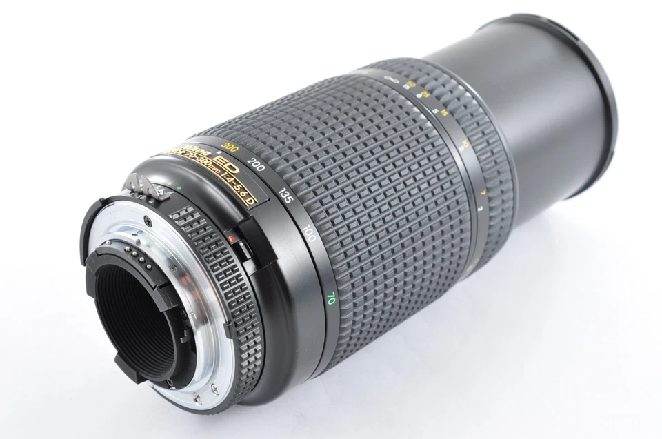 Nikon AF NIKKOR 70-300mm f/4-5.6 D ED Zoom Lens from Japan [Near Mint] #0903 - Image 2 of 4