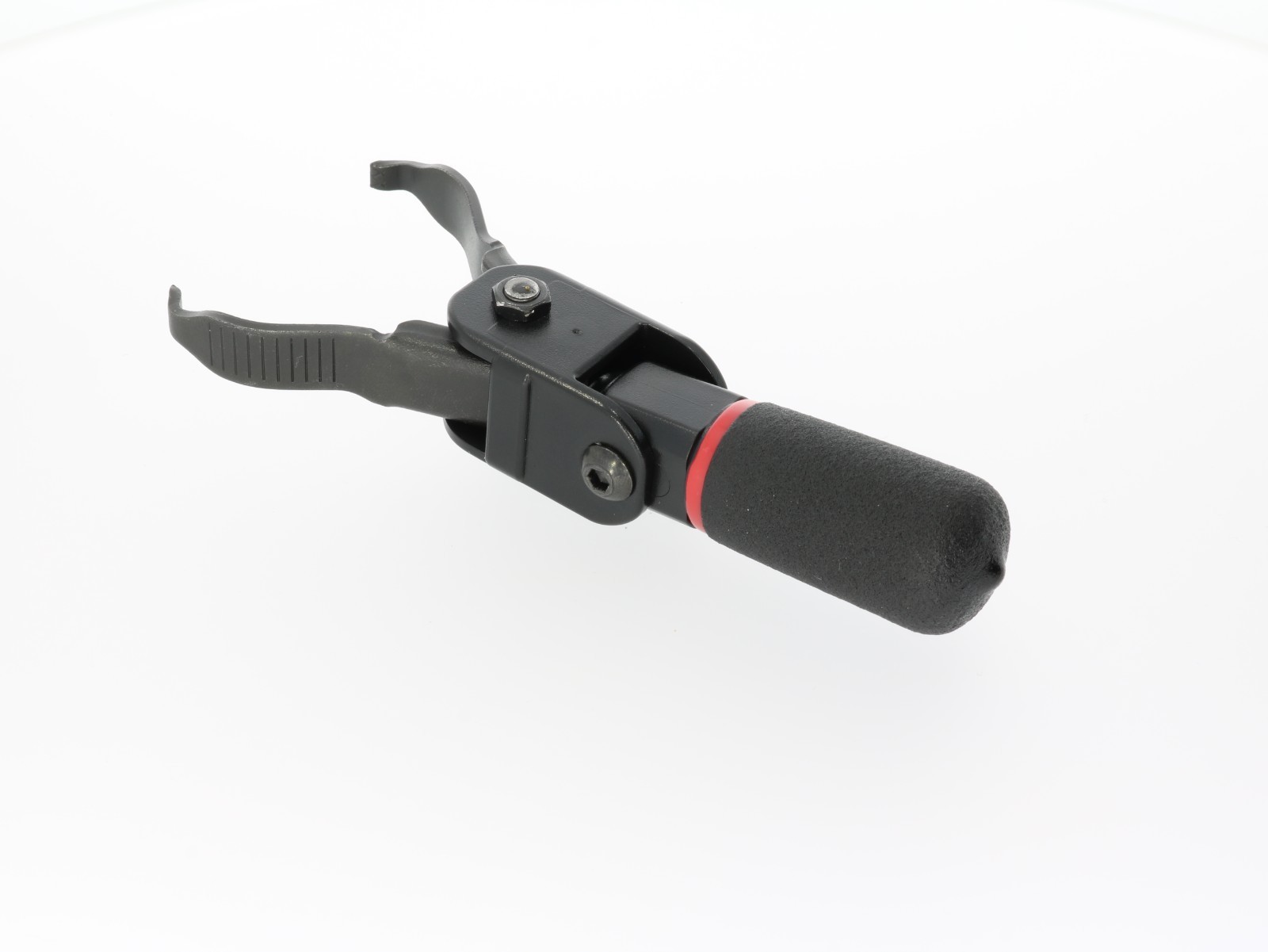 Trim Clip Removal tool - pinchers - pliers